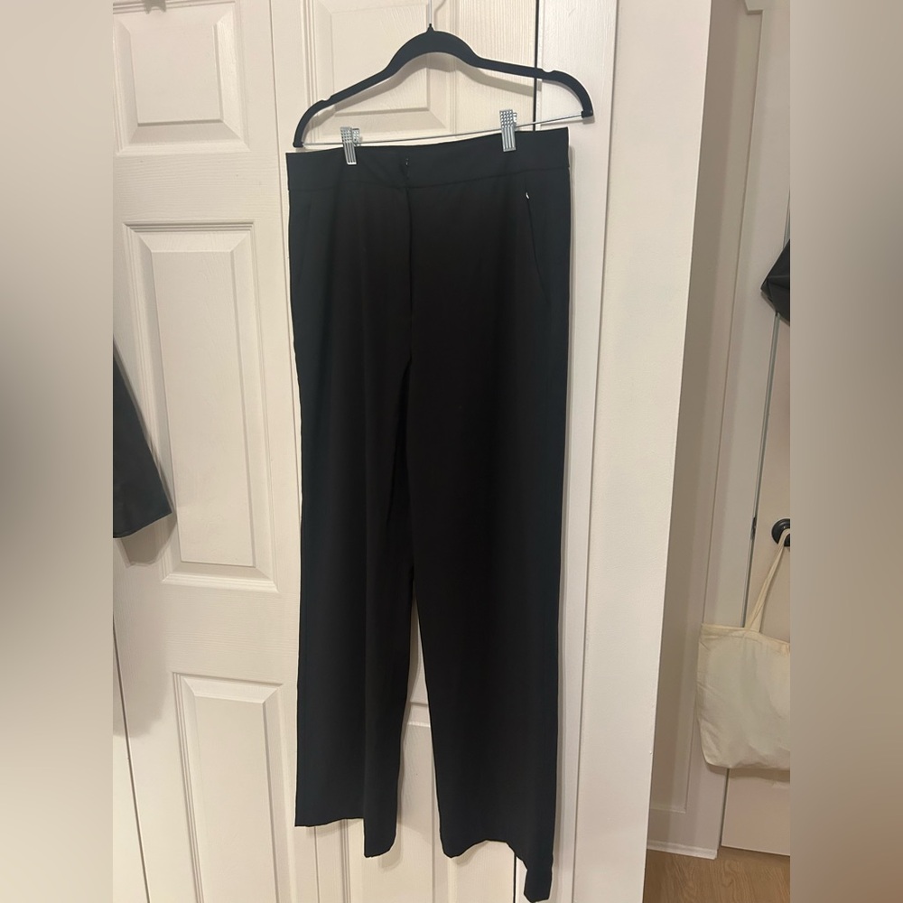 NWOT Dynamite Elegant Black Women's Business Casual or Dress Pants